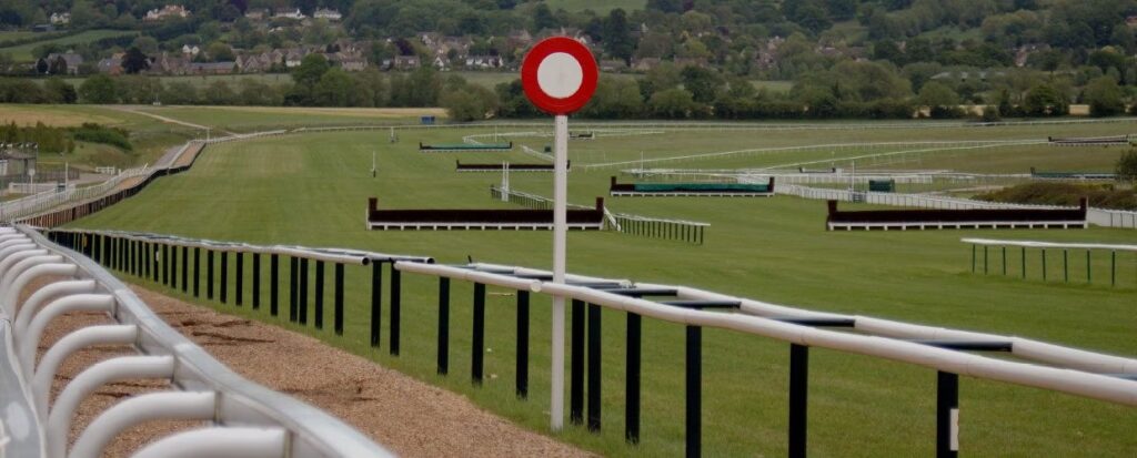 Web pic race course 1 converted