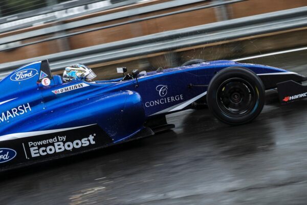 ZOS Car logo 600x400 1